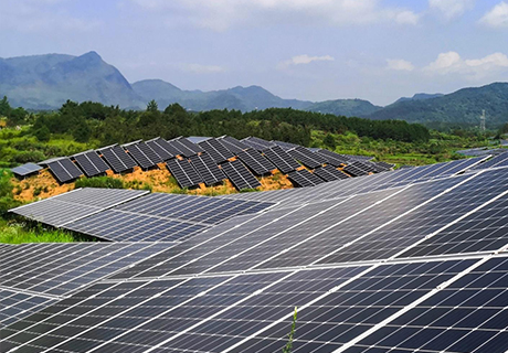 Projeto centralizado de usina fotovoltaica para alívio da pobreza em várias aldeias de 6mw 6mw em tongshan, hubei